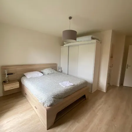 Rez De Jardin Centre Saint Arnoult * دوفييل